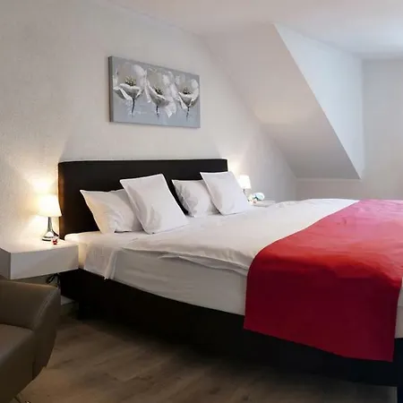 Ferienwohnung Brautrock Bullay Buitenkant foto
